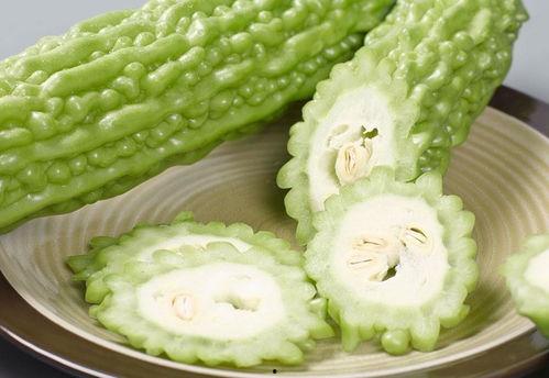 菠萝派吃瓜,揭秘娱乐圈的甜蜜与苦涩