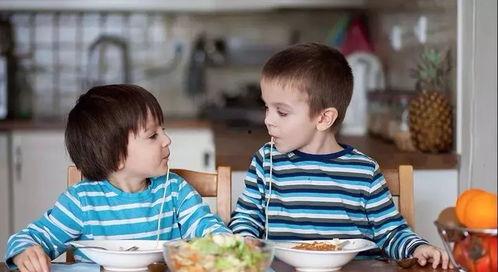 姐姐压制弟弟家人吃瓜,一场家庭纷争的幕后真相